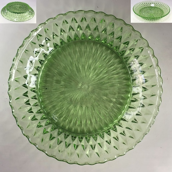 緑ガラスプレス皿19cm